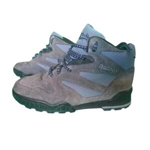 CCO Reebok RA401 Women’s High Top Hiking Boots Grey Suede with Blue Accents